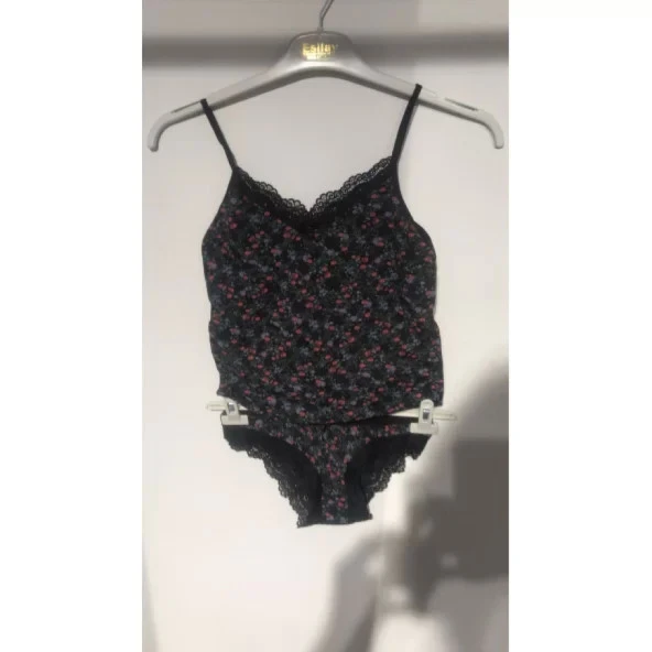 KADIN KİLOTLU TAKLIM ürün görseli 1