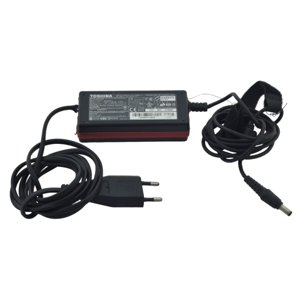 Toshiba PA3467U-1ACA AC/DC 100-240V Notebook Adaptör 2.EL ürün görseli 1
