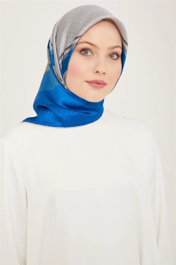 Armine 90*90 Sura İpek Eşarp 24ya9111 88 ürün görseli 1