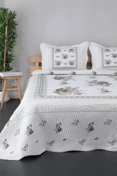 Örtüm Flower Lila Kapitone Çift Kişilik Yatak Örtüsü ürün görseli 1