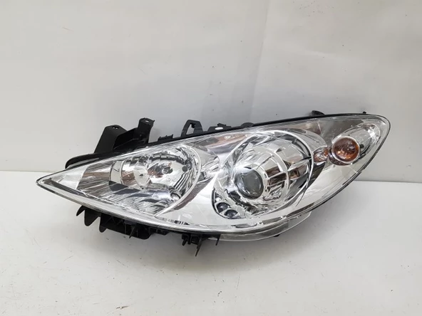 TYC Peugeot 307 Yeni (2005 - 2008) Far Sağ (20B223052B) ürün görseli 1