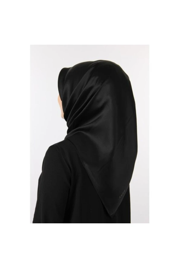Siyah Taşlanmış Düz Ipek Eşarp 7747758 - 311 - Resim 3