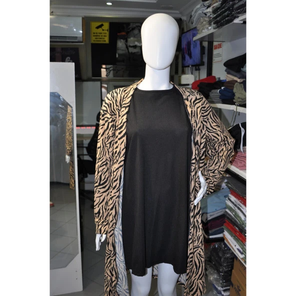 LEOPAR DESENLİ TAKIM ELBİSE ürün görseli 1