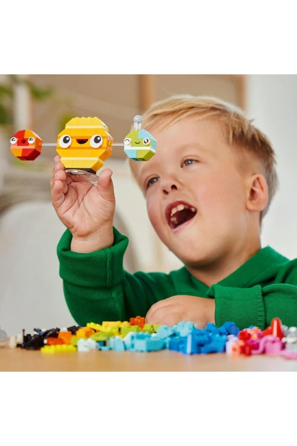 LEGO ® Classic Yaratıcı Uzay Gezegenleri seti 11037 (450 Parça) ürün görseli 1