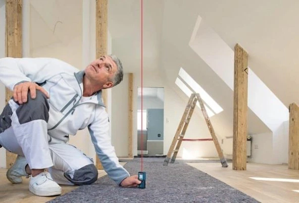 Bosch GLM40 Lazerli Uzaklık Ölçer - Resim 3