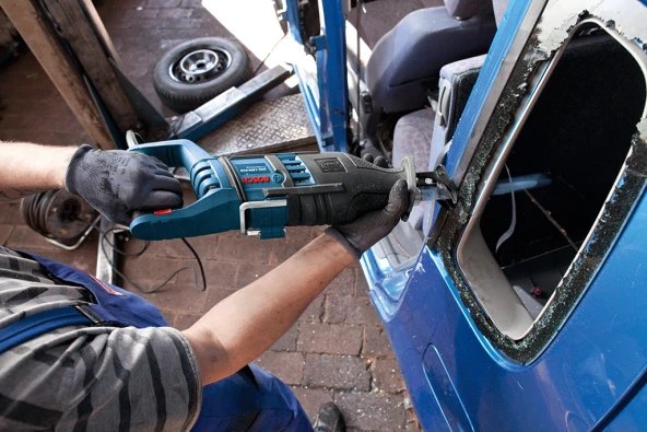 Bosch Professional GSA 1300 PCE Panter Testere - Resim 3