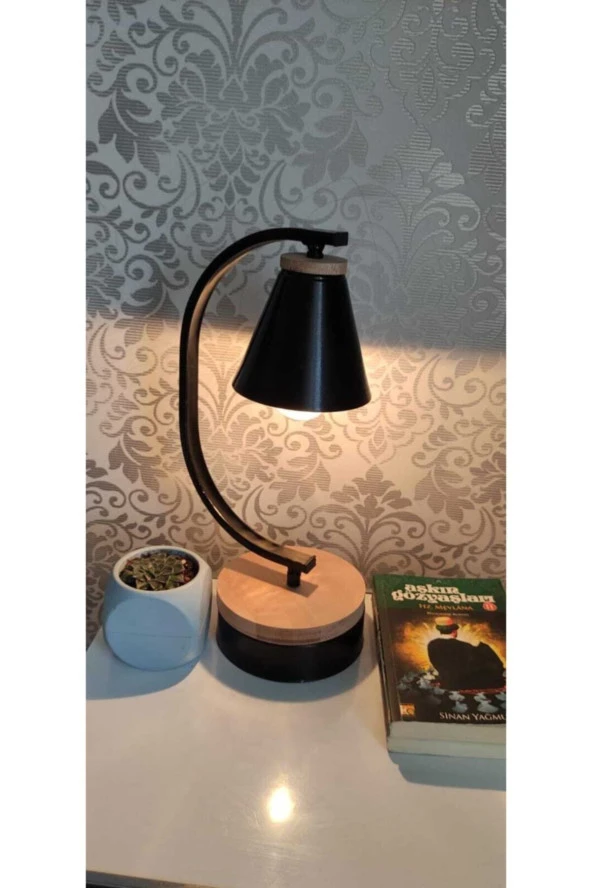 SimaAvize Modern Masa Lambası ürün görseli 1
