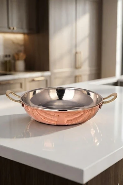Turna Bakır Çelebi Tava 2 No 16 Cm Düz Kırmızı Turna7594-1 ürün görseli 1