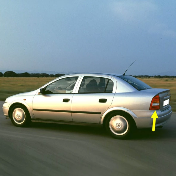 Opel Astra G Sedan 1998-2004 Sol Arka Stop Fren Lambası Sarı Sinyalli ürün görseli 1