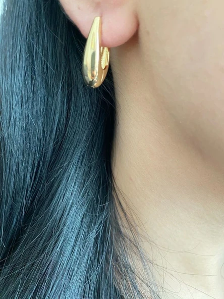 Oval Model Kadın Küpe Altın Renk - Resim 4