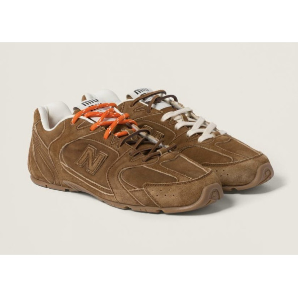PTTAVM: New Balance X Miu Miu 530 SL Suede Brown
