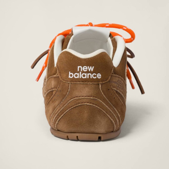 PTTAVM: New Balance X Miu Miu 530 SL Suede Brown