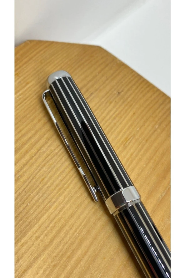 Silver Stripes Roller Kalem Silver Black - Resim 2