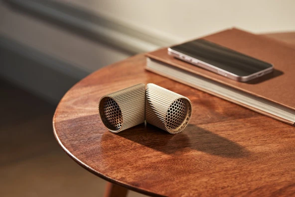 Lexon Ray Bluetooth Hoparlör Vivid Gold - Resim 8