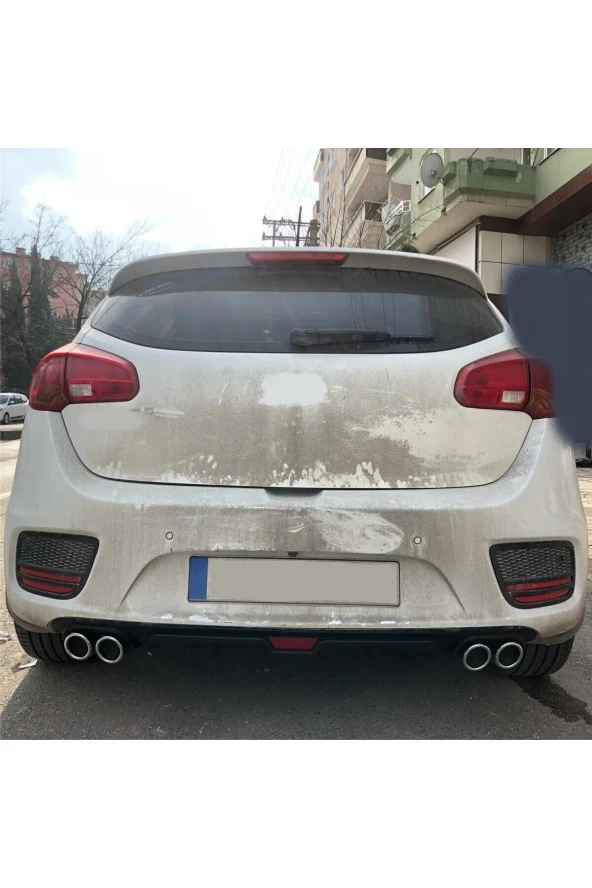 OTO H.İ.T.  KİA CEED UYUMLU BODY KİT DİFÜZÖR 4 ÇIKIŞ SİYAH YUVARLAK ürün görseli 1