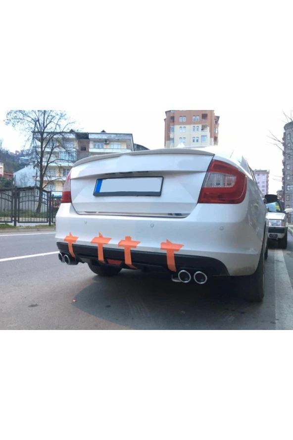 OTO H.İ.T.  SKODA RAPİD UYUMLU BODY KİT DİFÜZÖR 4 ÇIKIŞ SİYAH YUVARLAK ürün görseli 1