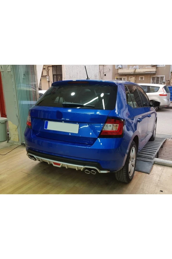 OTO H.İ.T.  SKODA FABİA YENİ KASA UYUMLU BODY KİT DİFÜZÖR 4 ÇIKIŞ YUVARLAK GRİ MODEL 1 ürün görseli 1