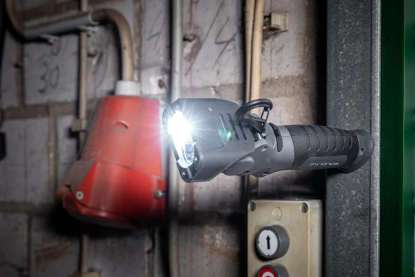 Led Lenser Solidline SW3R Fener - Resim 8