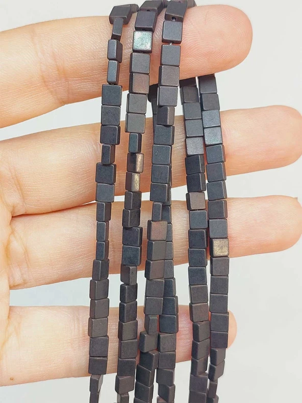 Hematit Taşı Dizi 4*2mm (49626) ürün görseli 1