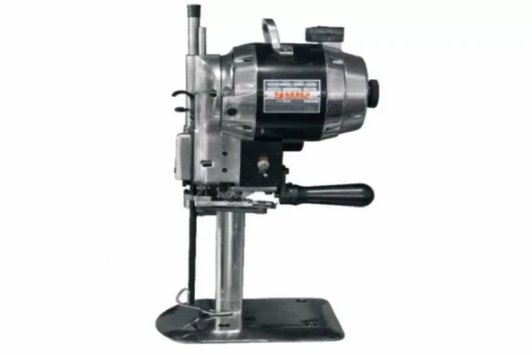 Yuki CZD-3-8/1000W 8” Dik Kesim Makinası (Kara) Kafa ürün görseli 1