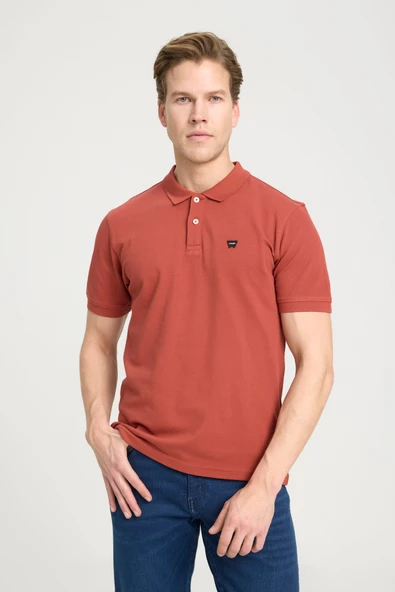 Wrangler W7D5K4XX2T222 Kiremit Erkek Regular Fit Normal Kesim Polo Yaka Wrangler Logolu %100 Pamuk Tşört ürün görseli 1