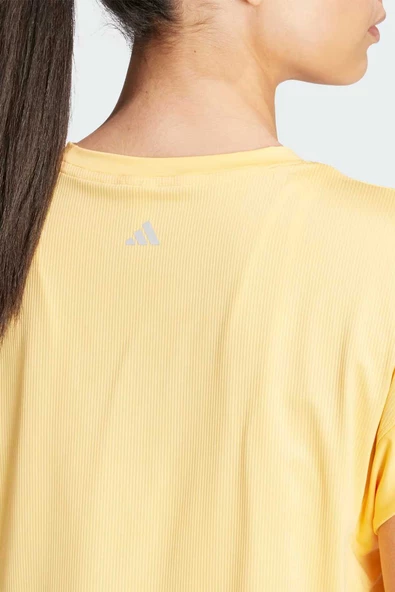 Adidas IS2982 Studio Kadın Tişört - Resim 5