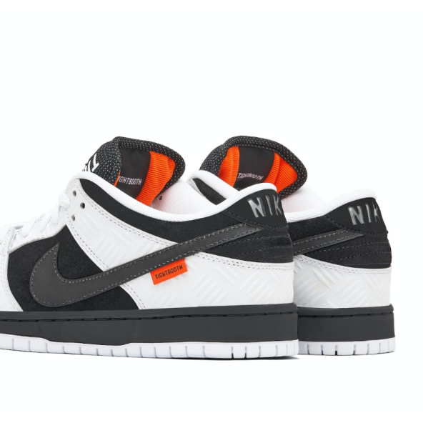PTTAVM: Nike SB Dunk Low x TIGHTBOOTH White Black