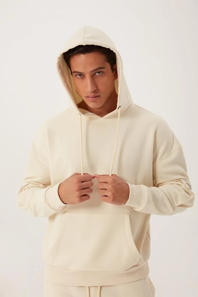 Erkek Kapüşonlu Kanguru Cepli Sweatshirt Ekru - Resim 4