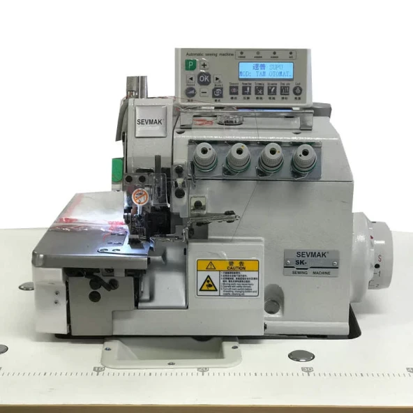Sevmak SK-5214EX-04UBT 4 İplik Tam Otomatik Akıllı İplik Kesicili Overlok Makinası ürün görseli 1