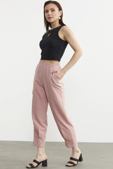 Paça Büzgü Detaylı Krep Pantolon - Pembe - Resim 5