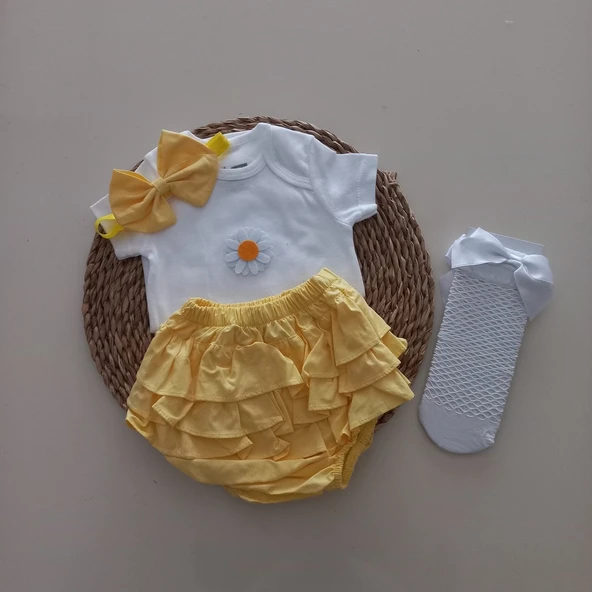 MARS BABY Kız Bebek Sarı Çiçek Fırfır Şort Etek Bodyli Beyaz File Takımı ürün görseli 1