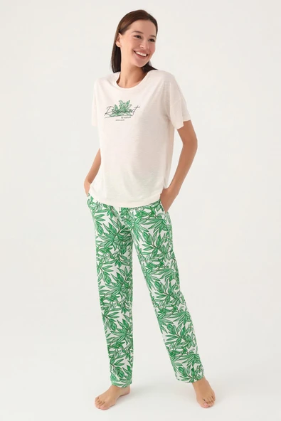 Pierre Cardin Paris Premium Kadın Desenli Rahat Kalıp Kısa Kol Pijama Takımı ürün görseli 1