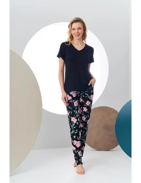 Pjs Kadın Kısa Kollu V Yaka Çiçek Desenli Pijama Takım ürün görseli 1