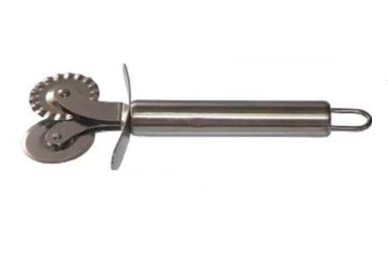 KLT PASLANMAZ HAMUR KESİCİ 18 CM ürün görseli 1