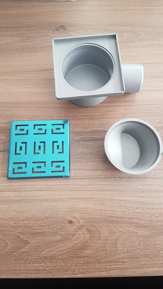 DUŞ YER SÜZGECİ METAL KAPAKLI KOKU ÖNLEYİCİLİ YANDAN ÇIKIŞLI 10X10CM ürün görseli 1