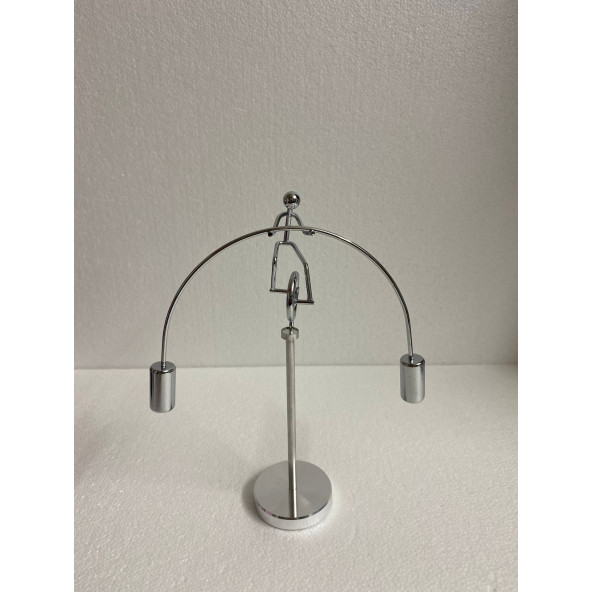 Dekoratif Bisiklette Salanan Adam Metal Denge Biblosu 20 Cm ürün görseli 1