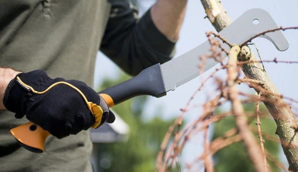 Fiskars 126004 Odun Kabuk Soyma ve Dal Temizleme Aparatı XA3 ürün görseli 1
