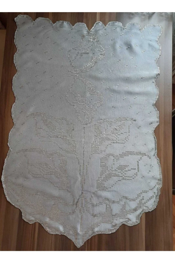 Siyah Petekli Tül Üzerine Gümüş Tel Ile Işlenmiş Masa Örtüsü ürün görseli 1