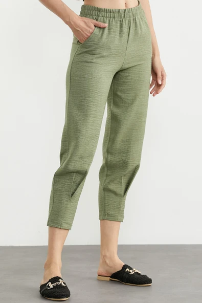 Paça Büzgü Detaylı Krep Pantolon - Yeşil - Resim 4