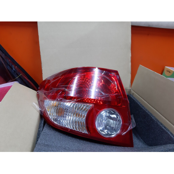 Orjinal Parçadır HYUNDAI GETZ STOP LAMBASI 03-06 SOL ampul DÜYLERİ ile beraber ORJİNAL PARÇA ürün görseli 1