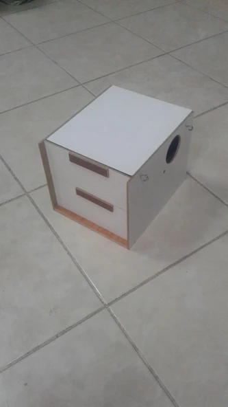 Ahşap Plastik Yuvalıklı Folluklu Muhabbet Yuvası ürün görseli 1