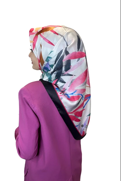 Quare Kristal Eşarp, Yaprak Desenli Kristal Rayon Eşarp 01064  SİYAH ürün görseli 1