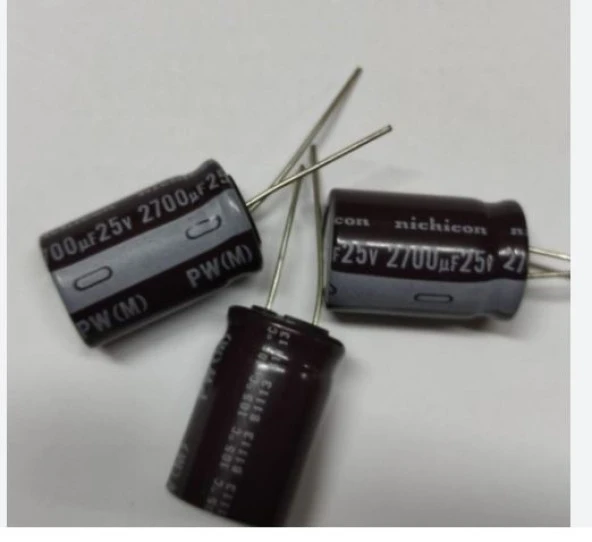 2700 MF 25 Volt Kondansatör ürün görseli 1