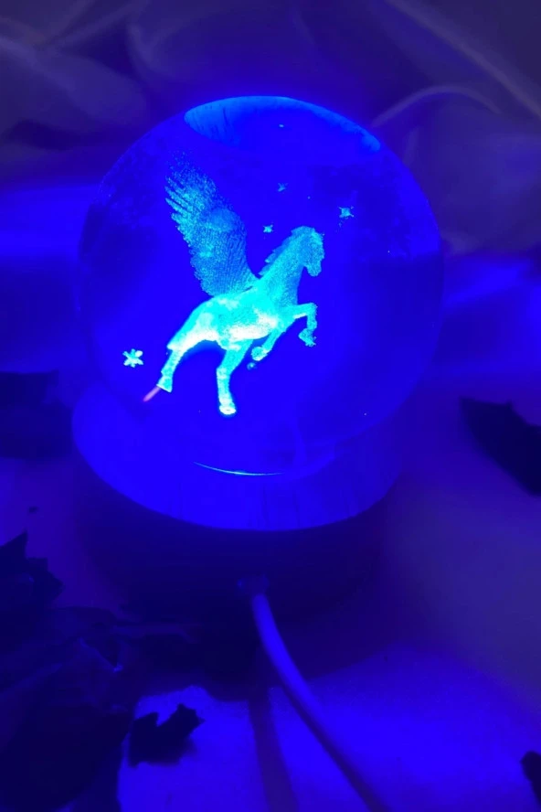 3D Led Işık Cam Küre Çok Işıklı Ahşap Unikorn Şahlanan At 6 Cm Gece Lambası ürün görseli 1