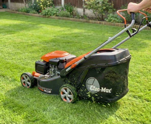 PTTAVM: OLEOMAC G48PK Comfort Plus Benzinli Çim Biçme Makinesi 46cm *