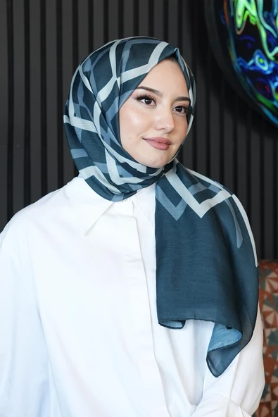 Geometrik Desen Koyu Mavi Soft Pamuk Şal ürün görseli 1