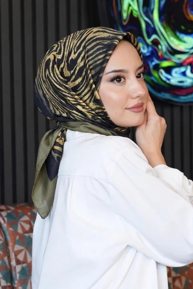 Zebra Desen Yeşil Soft Pamuk Eşarp ürün görseli 1