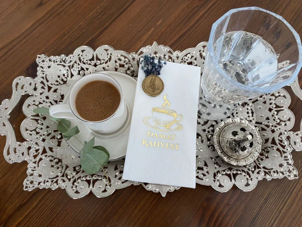 Gold Yaldızlı Beyaz Çiçekli Mühürlü Damat Kahvesi Garson Peçete 1 Adet ürün görseli 1
