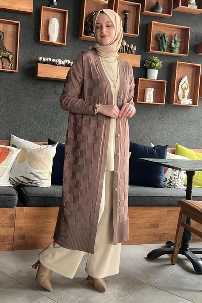 Dama Desenli Sütlü Kahve Triko Hırka - Resim 10
