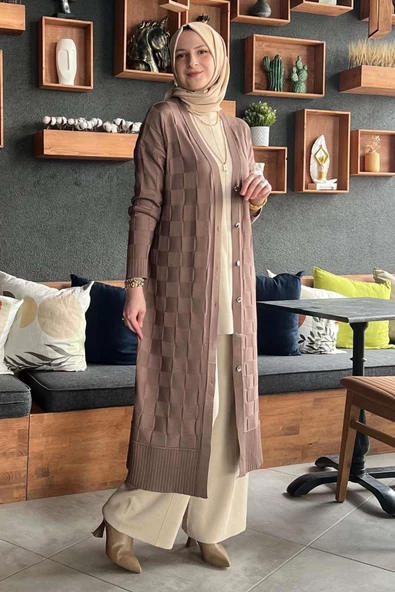 Dama Desenli Sütlü Kahve Triko Hırka - Resim 11